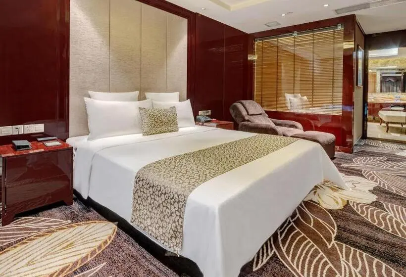 プレジデントスイートルーム, Days Hotel & Suites China Town   Metro Line 2 & Line 6   Nearby Orange Island  Wuyi Square Changsha