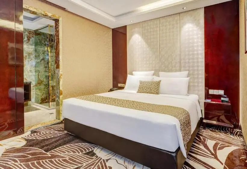 プレジデントスイートルーム, Days Hotel & Suites China Town   Metro Line 2 & Line 6   Nearby Orange Island  Wuyi Square Changsha