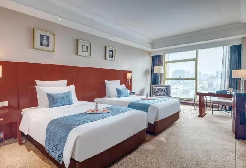 スーペリアールーム, Days Hotel & Suites China Town   Metro Line 2 & Line 6   Nearby Orange Island  Wuyi Square Changsha