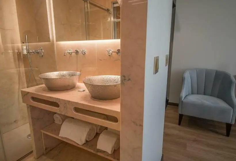 اتاق لوکس با چشم‌انداز, República Boutique