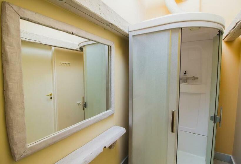 اتاق لوکس خانوادگی, Puhkekodu Nr.17