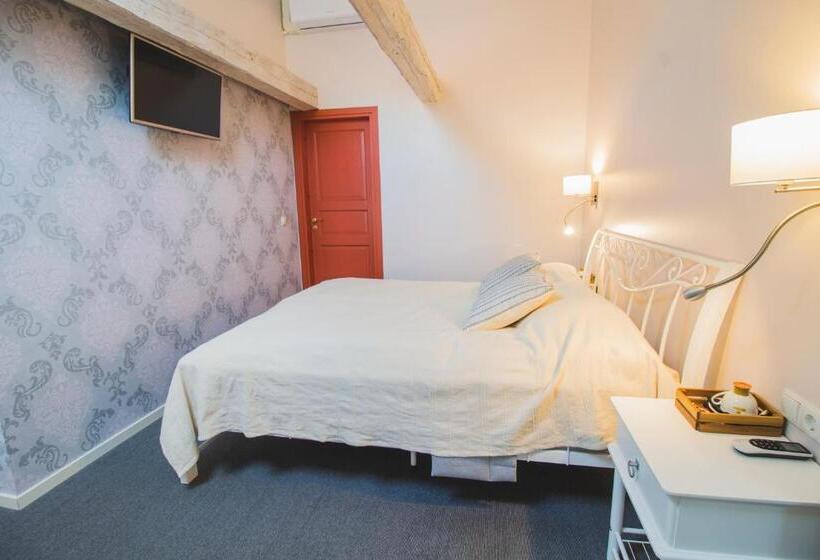 اتاق لوکس سه تخته, Puhkekodu Nr.17