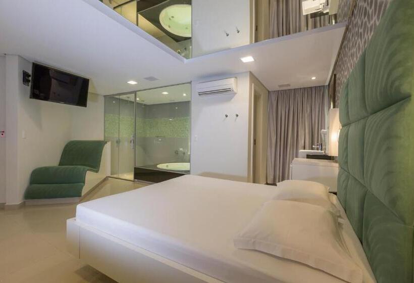 标准工作室, Poeme Motel By Drops