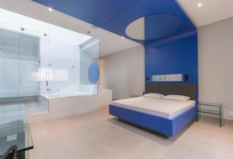 디럭스 스위트, Poeme Motel By Drops