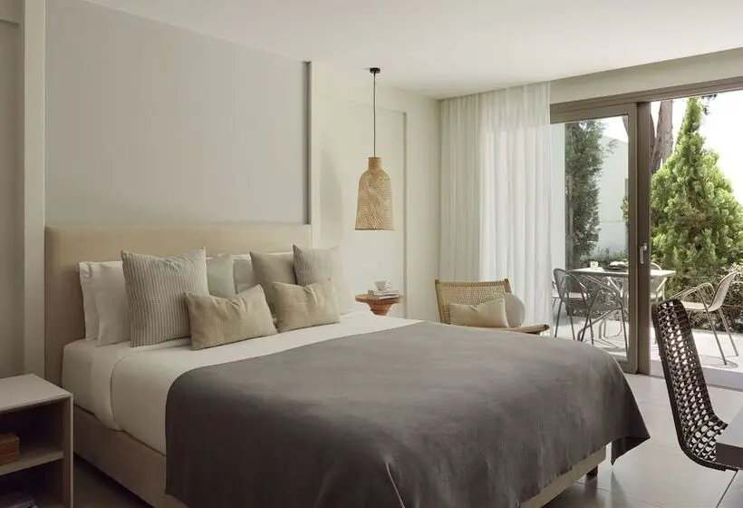 سوییت, Mare Paphos