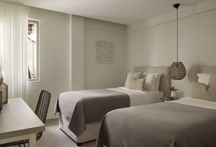 سوئیت 2 خوابه, Mare Paphos