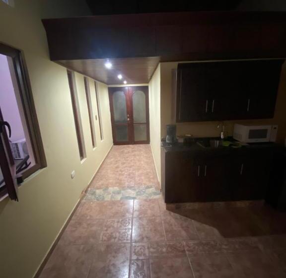 استودیوی لوکس, Verde Bonavita