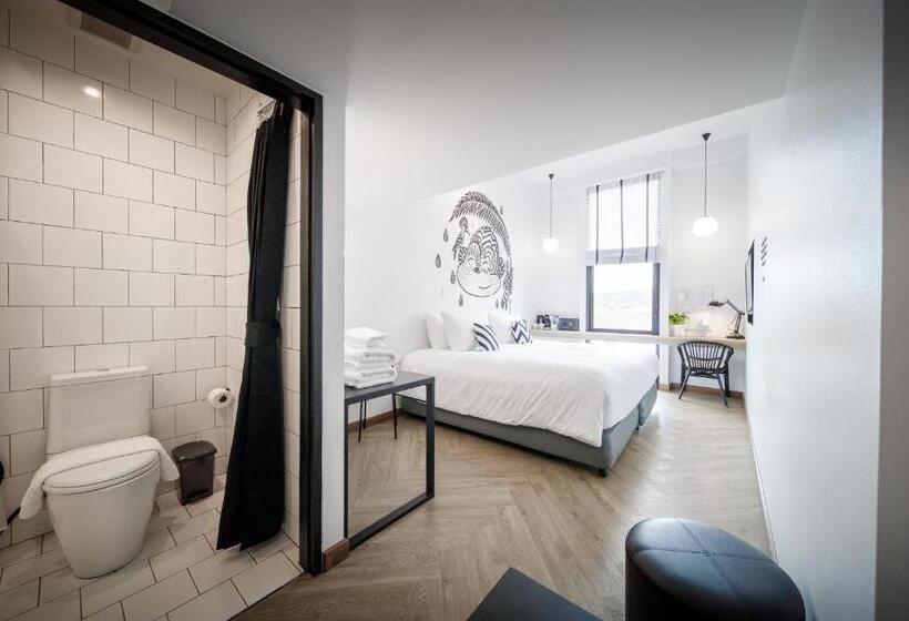 غرفة ديلوكس ثلاثية, Blu Monkey Hub & Hotel Ranong