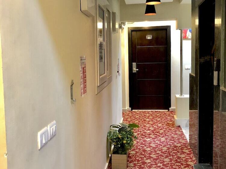 سوییت لوکس, Jewel Dokki