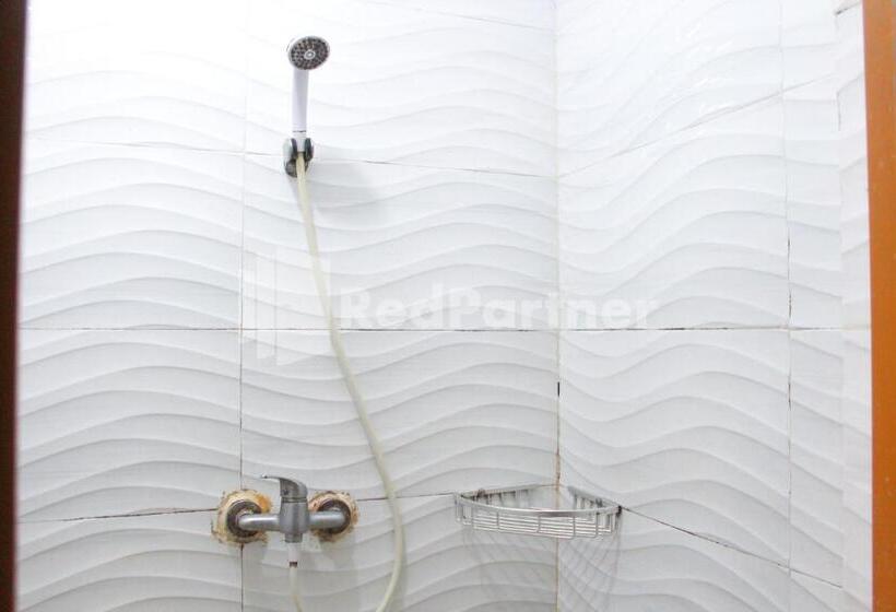 标准间, Snow White Residence Near Grogol Mitra Reddoorz