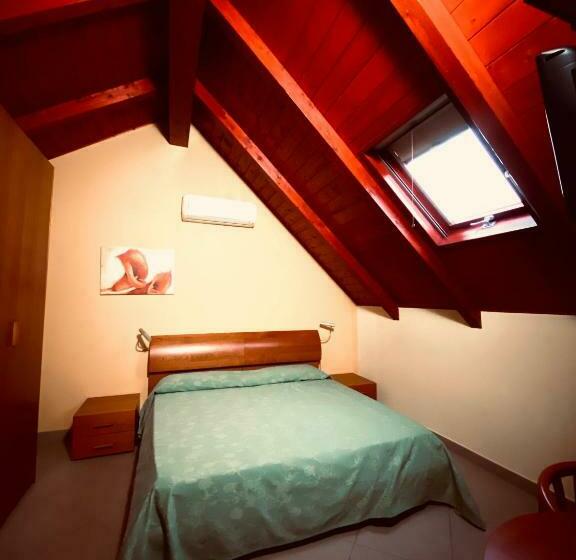 اتاق استاندارد, L'aurora