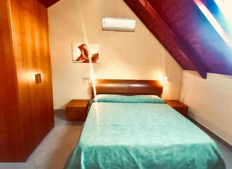 اتاق استاندارد, L'aurora