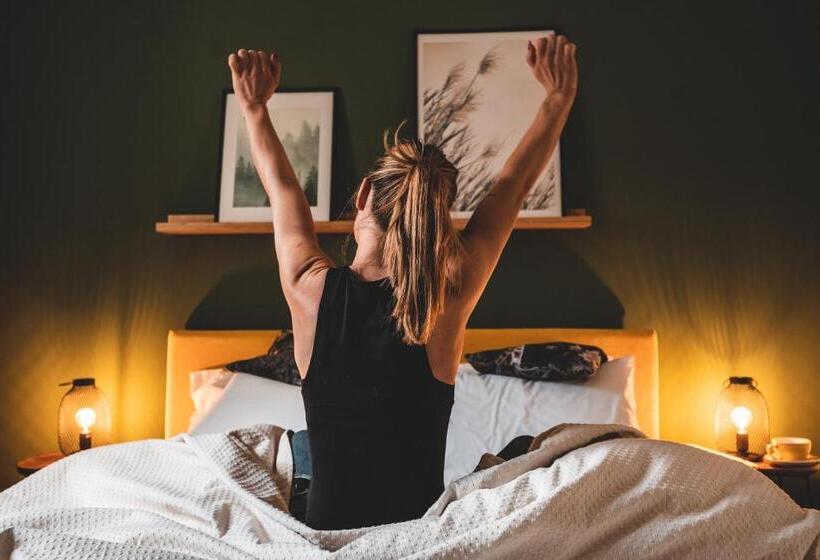 Апартаменты 3 Спальни, Room42   Suites & Apartments