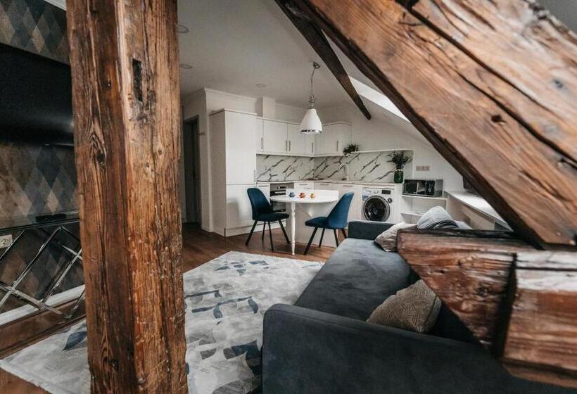 Апартаменты Deluxe 1 Спальня, Room42   Suites & Apartments