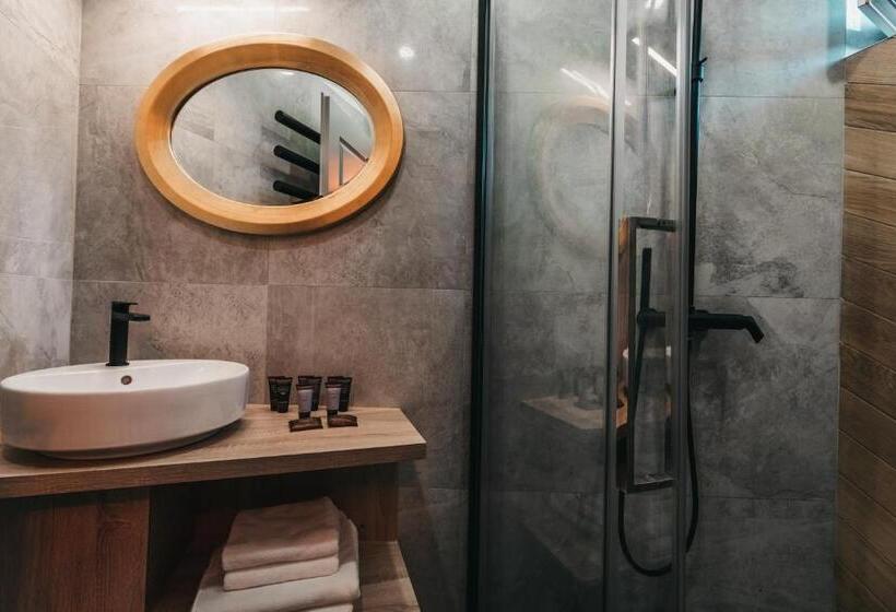 Апартаменты 2 Спальни, Room42   Suites & Apartments