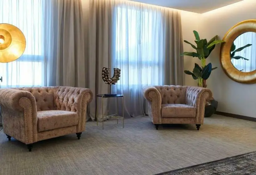 Quarto Deluxe, Ansares