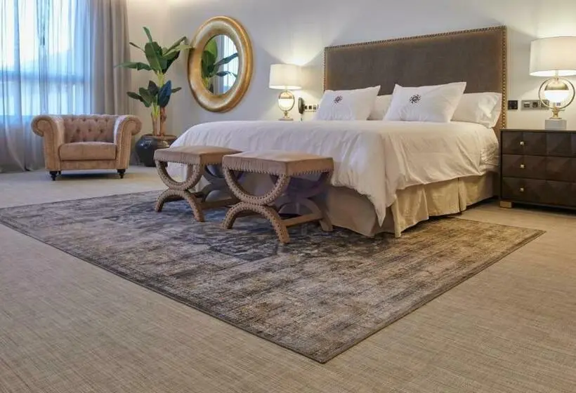 Quarto Deluxe, Ansares