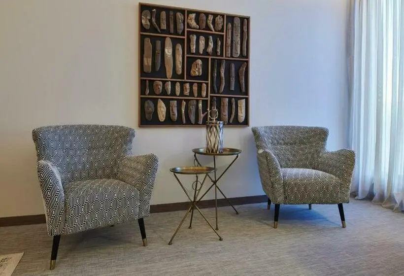Quarto Deluxe, Ansares