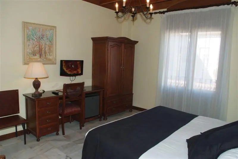 Quarto Deluxe, Ansares