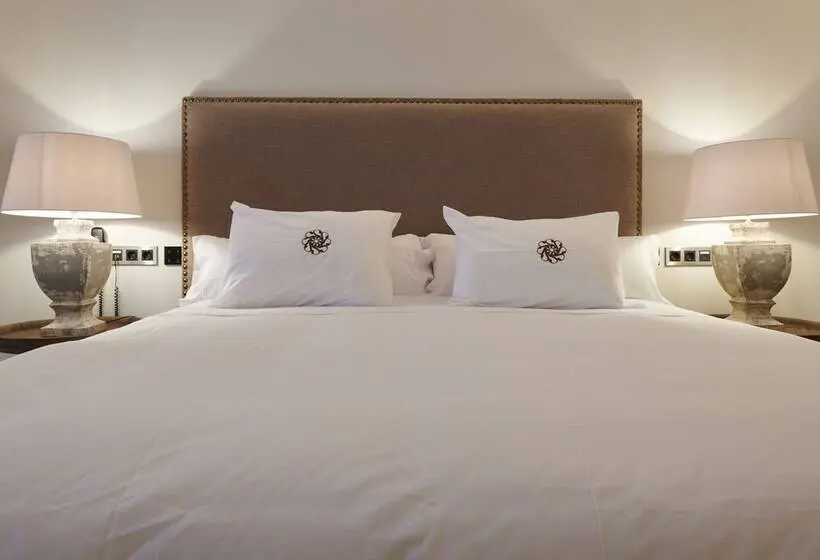 Quarto Deluxe, Ansares