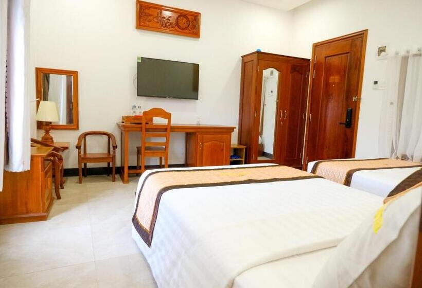 اتاق استاندارد, Jen