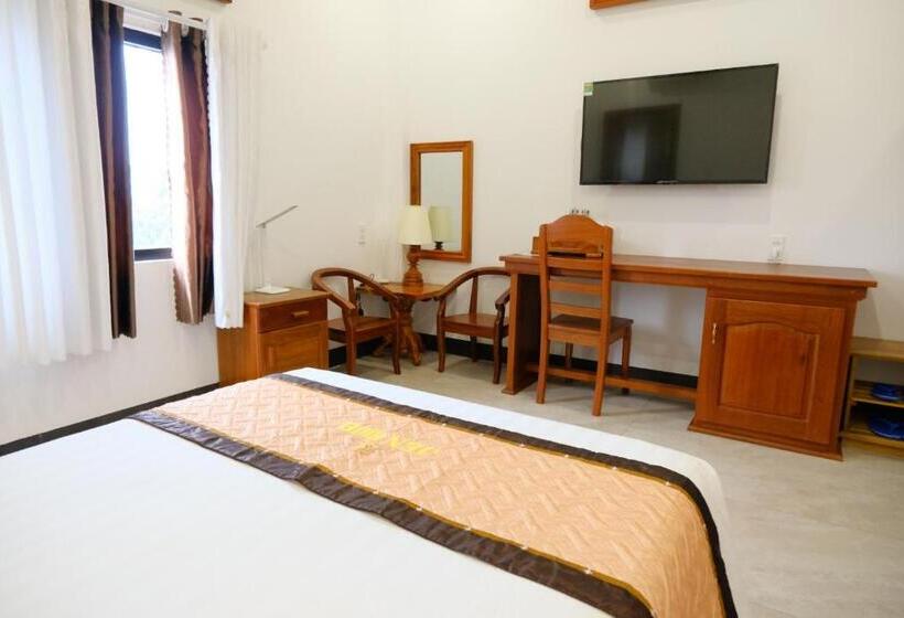 اتاق استاندارد, Jen