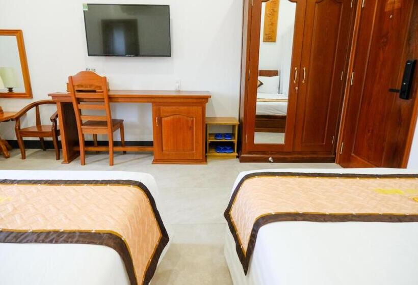 اتاق استاندارد, Jen