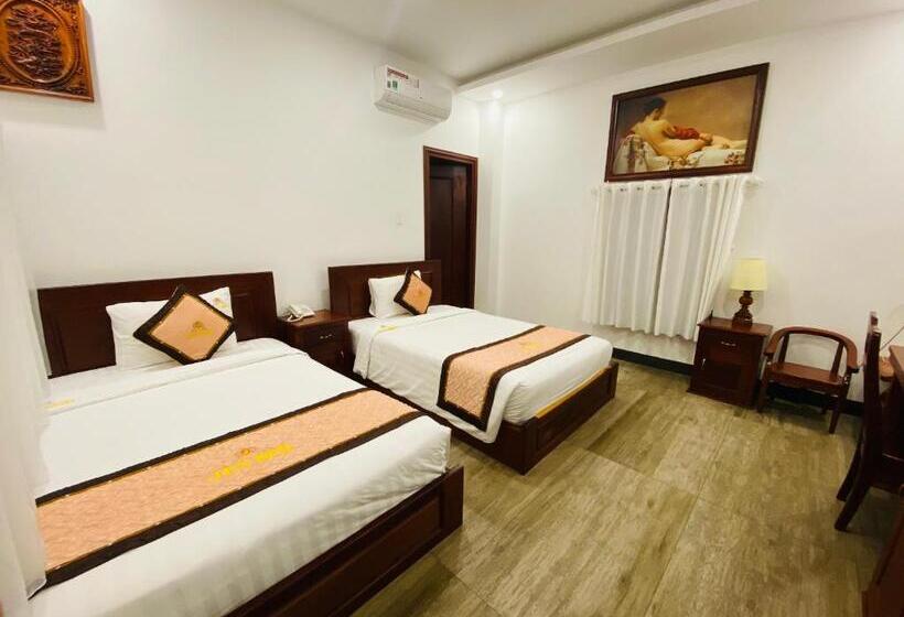 اتاق استاندارد, Jen