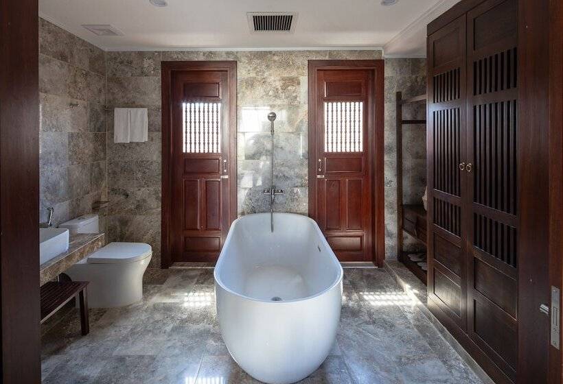 سوییت جونیور, Nghê Prana Hotel And Spa Hoi An