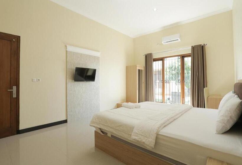 스위트, Idr Green Guest House Syariah Mitra Reddoorz