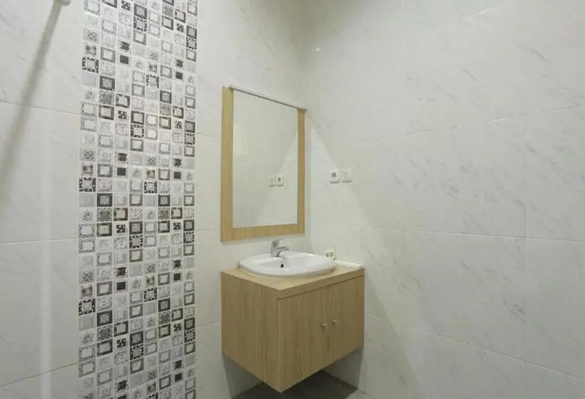エコノミールーム, Idr Green Guest House Syariah Mitra Reddoorz