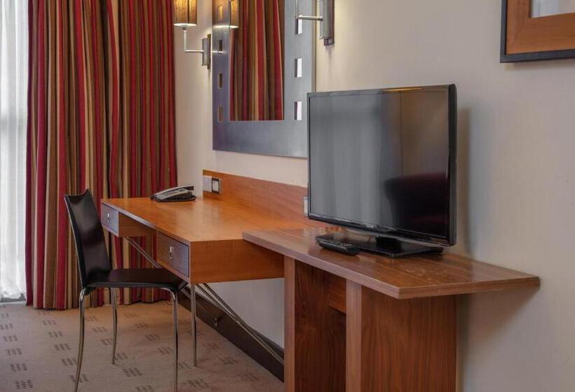 غرفة عائلية كلاسيكية, Crewe Hall Hotel & Spa   Cheshire