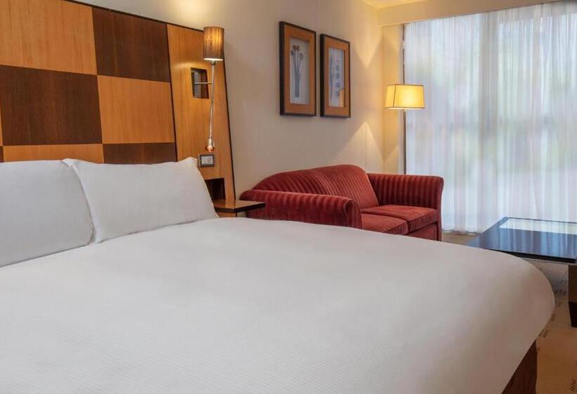 غرفة عائلية كلاسيكية, Crewe Hall Hotel & Spa   Cheshire