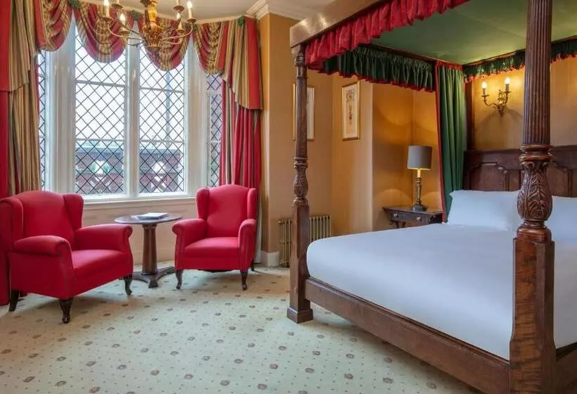 キングサイズベッドのスタンダードルーム, Crewe Hall Hotel & Spa   Cheshire