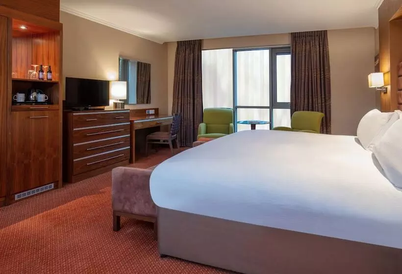 キングサイズベッドのスーペリアルーム, Crewe Hall Hotel & Spa   Cheshire