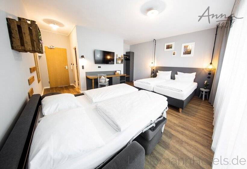 اتاق راحتی, Anna 1908