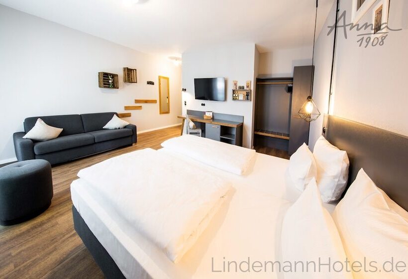 اتاق راحتی, Anna 1908