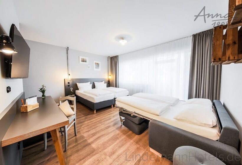 اتاق خانوادگی, Anna 1908