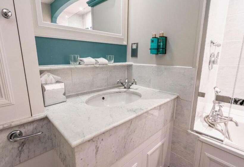 סוויטה, Villiers