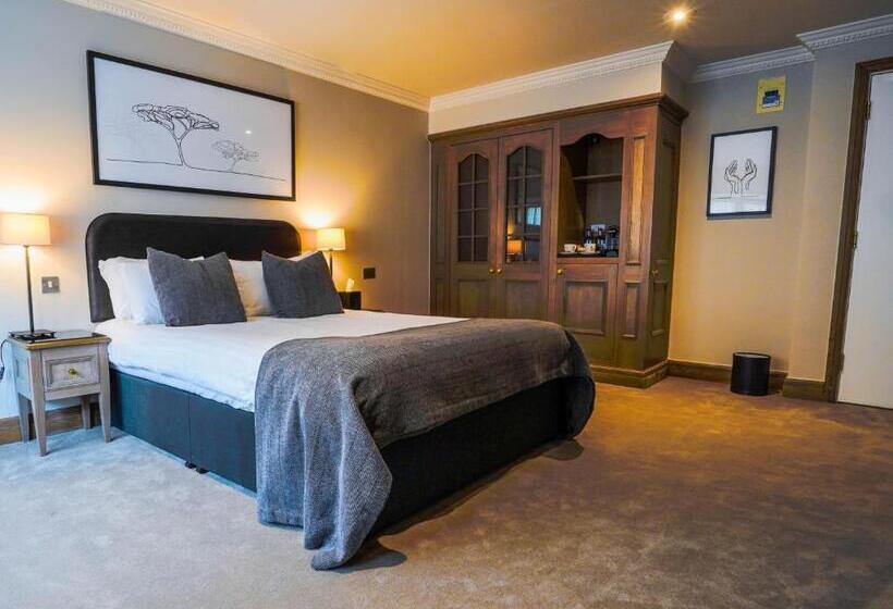 Номер Deluxe, Villiers