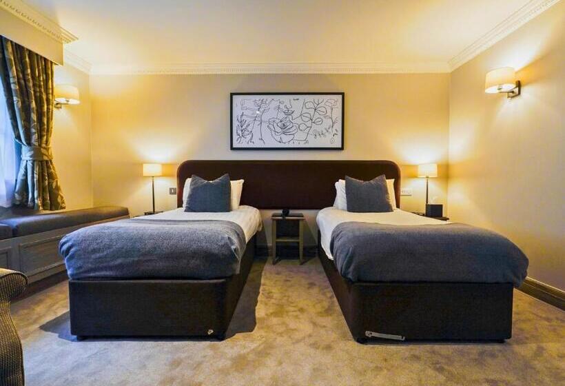 חדר דלוקס, Villiers