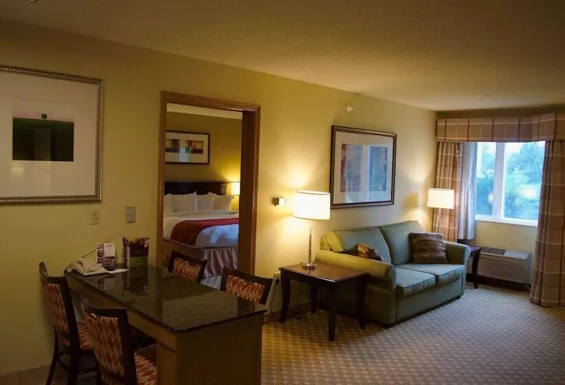 سوییت, Country Inn & Suites By Radisson, Lincoln North Hotel And Conference Center, Ne