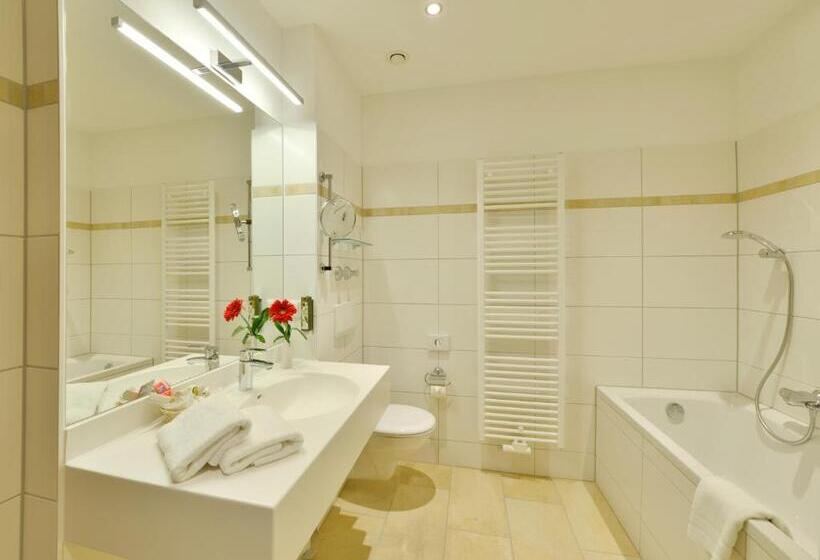 ジュニアスイート, Der Lindenhof