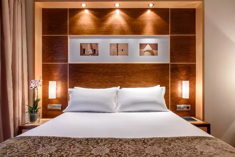 Standardzimmer, Exe León