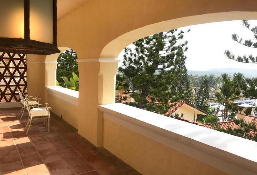 سوییت, Grand Isla Navidad Golf & Spa Resort With Marina