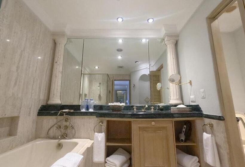 اتاق لوکس, Grand Isla Navidad Golf & Spa Resort With Marina