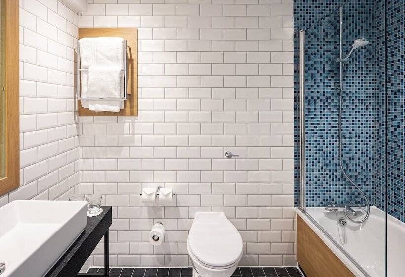 اتاق استاندارد, Holiday Inn Southampton Eastleigh, An Ihg