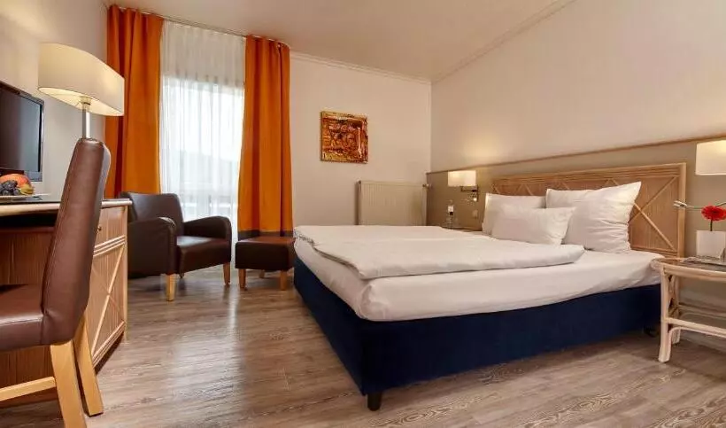 Standard Room, Parkhotel Weiskirchen