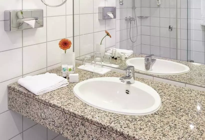 Comfort Single Room, Parkhotel Weiskirchen