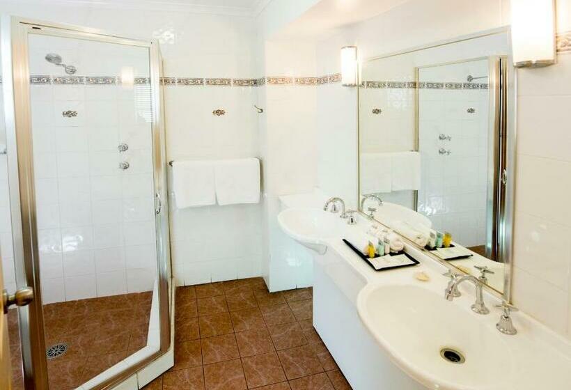 חדר סטנדרט לשלושה, Quality Inn Penrith Sydney